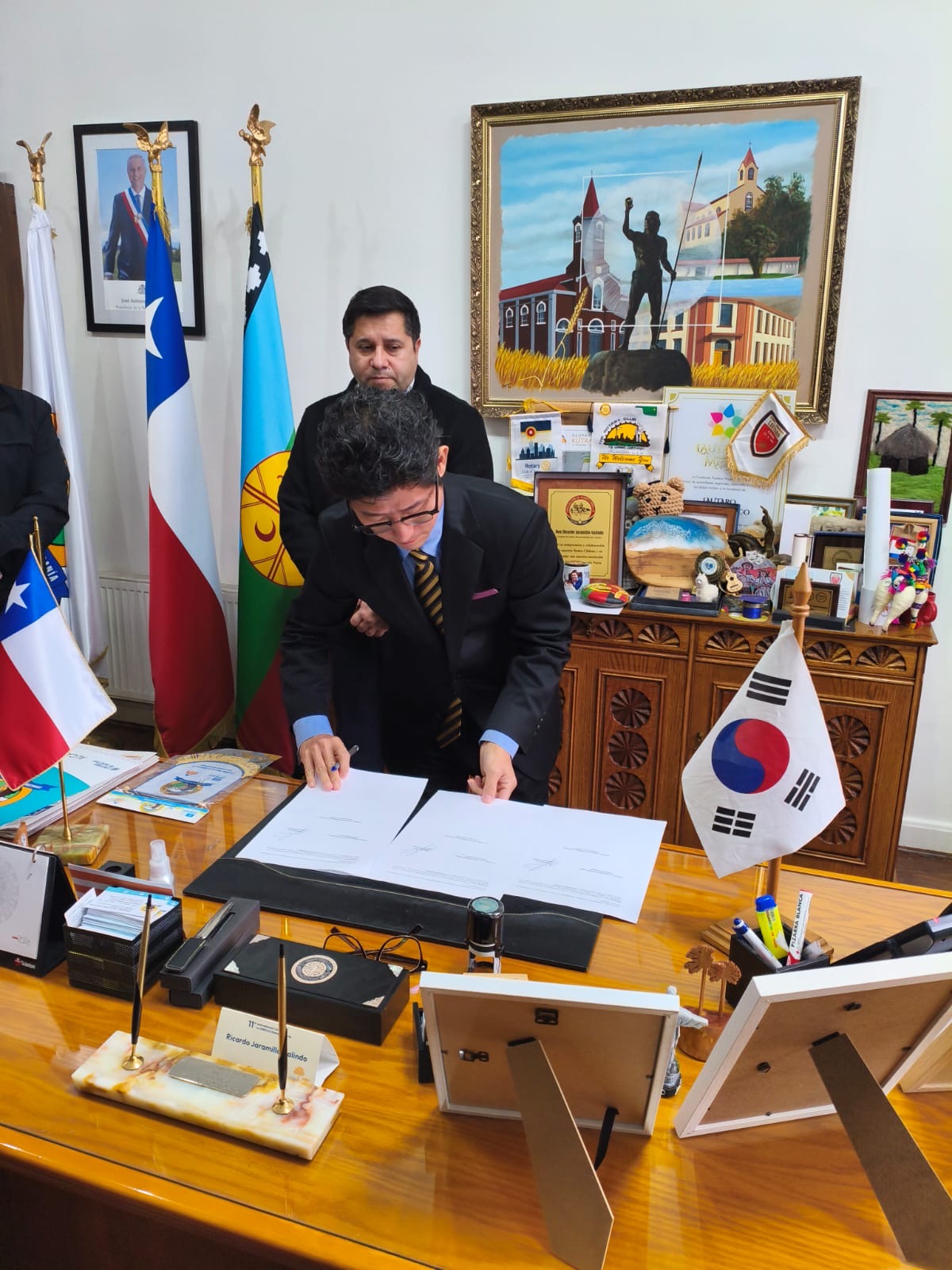 Municipalidad de Lautaro y Fundación EAGON renuevan convenio para fortalecer la formación artística en la comuna