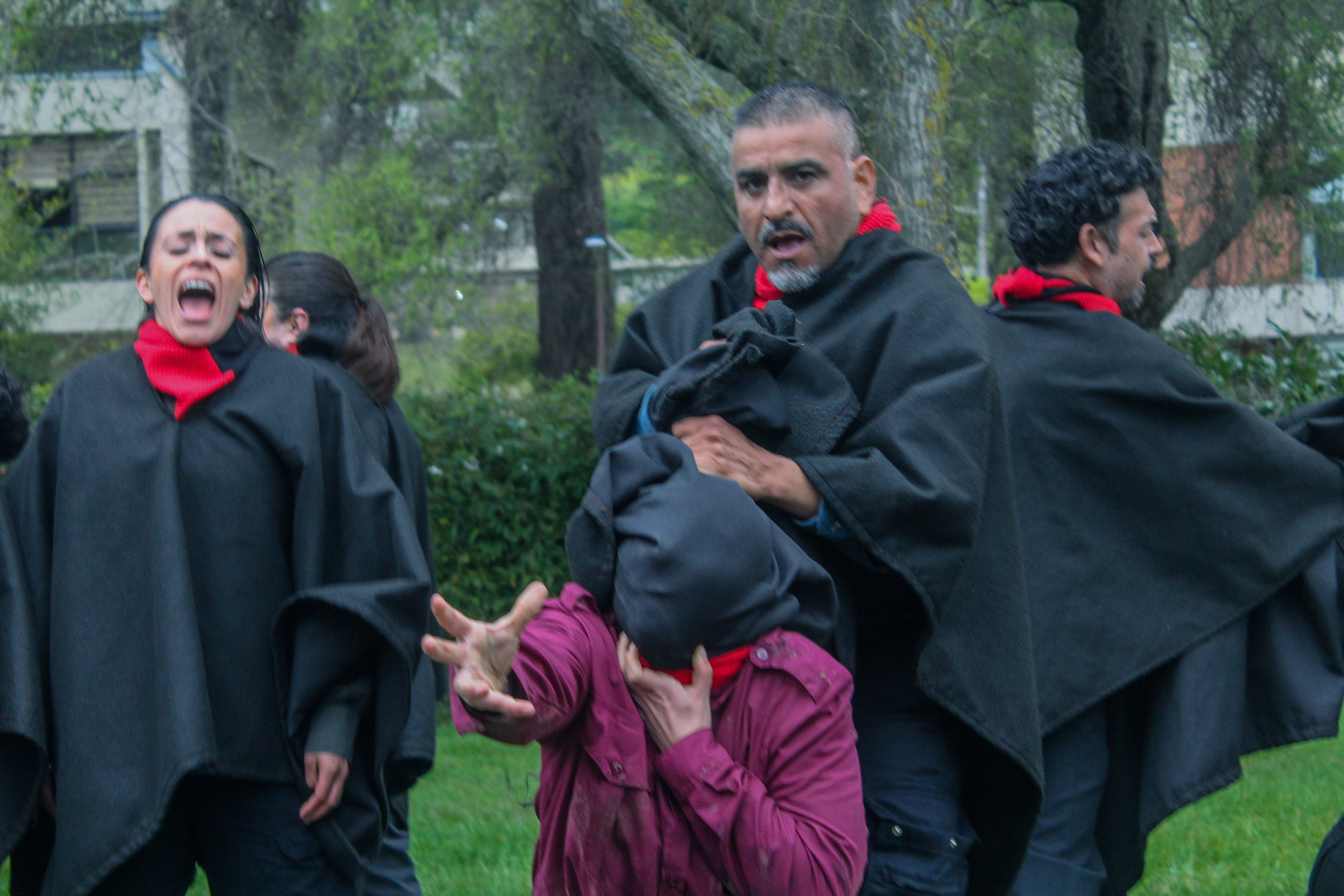 Las Voces de Víctor: Cantares Callejeros